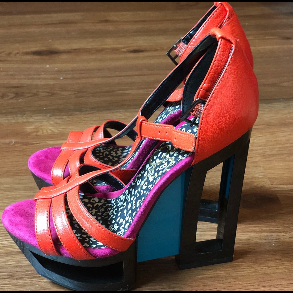 Jessica Simpson Wedges